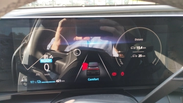 Image véhicule  Renault MEGANE E-TECH (14)