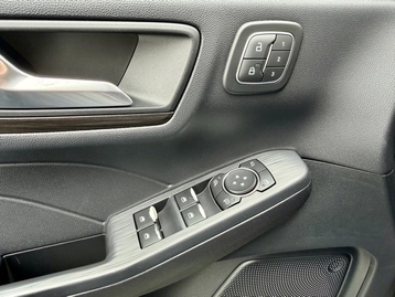 Image véhicule  Ford KUGA (32)