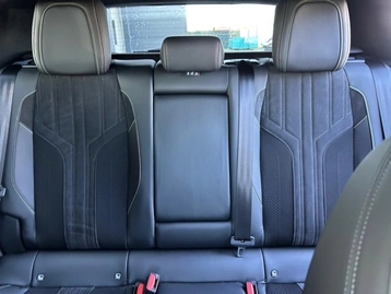 Image véhicule Peugeot 308 (44) Image véhicule Peugeot 308 (44)