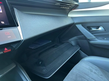 Image véhicule Peugeot 308 (41) Image véhicule Peugeot 308 (41)