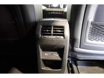 Image véhicule Peugeot 308 (11) Image véhicule Peugeot 308 (11)