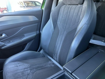 Image véhicule Peugeot 308 (40) Image véhicule Peugeot 308 (40)