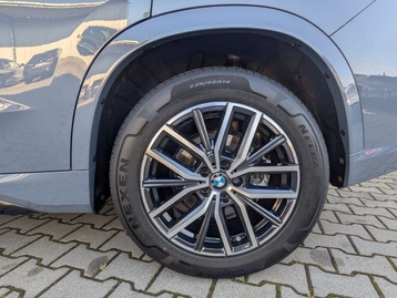 Image véhicule  BMW X1 (8)