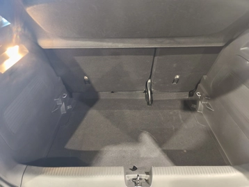 Image véhicule  Opel CROSSLAND (10)