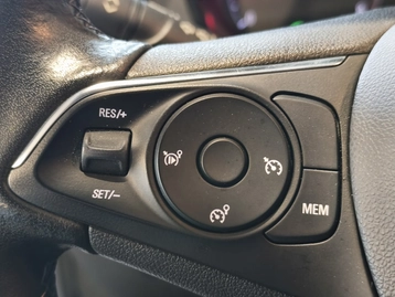 Image véhicule  Opel CROSSLAND (18)