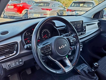 Image véhicule  Kia RIO (10)