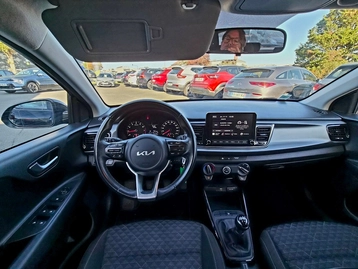 Image véhicule  Kia RIO (9)