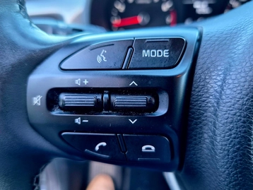 Image véhicule  Kia RIO (17)