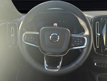 Image véhicule  Volvo XC40 (19)