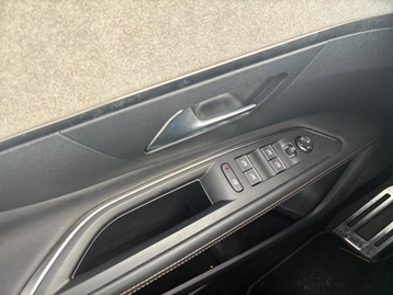 Image véhicule  Peugeot 3008 (15)