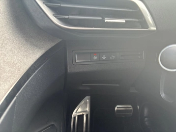 Image véhicule  Peugeot 3008 (17)