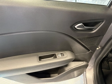 Image véhicule  Renault CAPTUR (49)