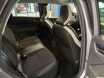 Image véhicule  Renault CAPTUR (22)