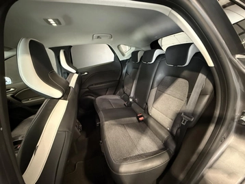 Image véhicule  Renault CAPTUR (52)