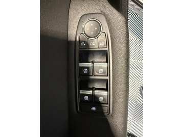 Image véhicule  Renault CAPTUR (60)