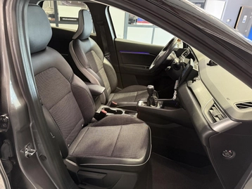Image véhicule  Renault CAPTUR (20)