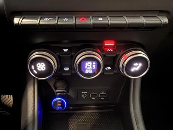 Image véhicule  Renault CAPTUR (17)