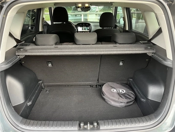 Image véhicule  Kia E-SOUL (13)