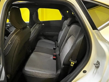 Image véhicule  Renault CAPTUR (34)