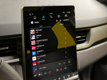 Image véhicule  Renault CAPTUR (24)