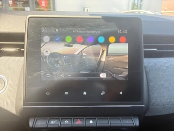 Image véhicule  Renault CLIO (28)