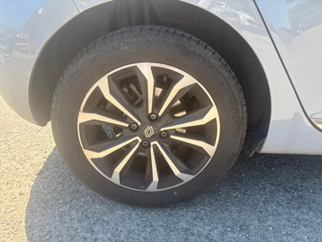 Image véhicule  Renault CLIO (8)