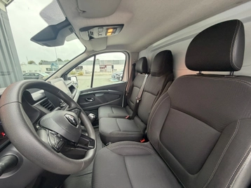 Image véhicule  Renault TRAFIC (7)