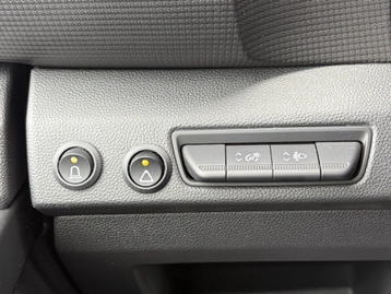 Image véhicule  Renault TRAFIC (19)