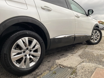 Image véhicule  Peugeot 5008 (3)