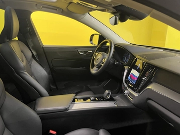 Image véhicule Volvo XC60 (39) Image véhicule Volvo XC60 (39)