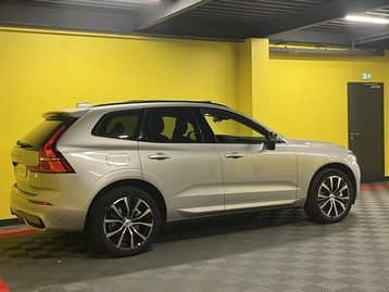 Image véhicule Volvo XC60 (46) Image véhicule Volvo XC60 (46)