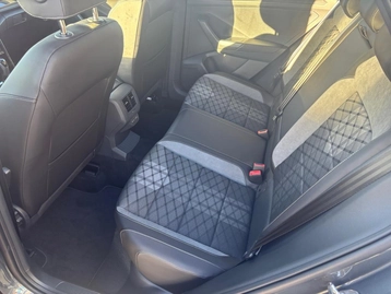 Image véhicule  Volkswagen T-ROC (11)