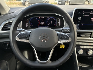 Image véhicule  Volkswagen T-ROC (18)