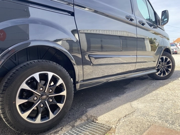 Image véhicule  Ford TRANSIT CUSTOM (3)