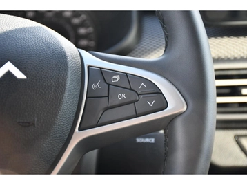 Image véhicule  Dacia SANDERO (24)