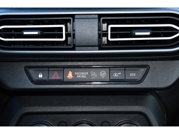 Image véhicule  Dacia SANDERO (39)