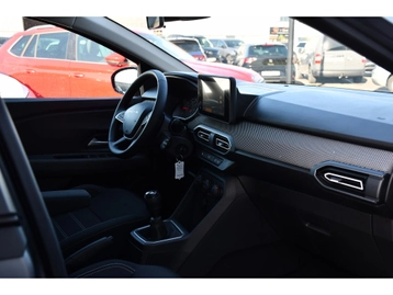 Image véhicule  Dacia SANDERO (46)