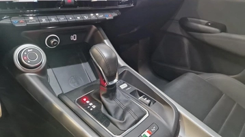 Image véhicule  Alfa Romeo TONALE (19)