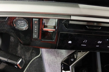 Image véhicule  Peugeot 3008 (17)