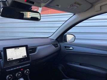 Image véhicule  Renault ARKANA (24)