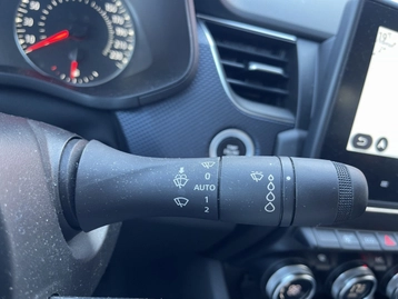 Image véhicule  Renault ARKANA (12)