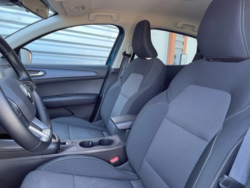 Image véhicule  Renault ARKANA (3)