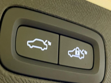 Image véhicule  Volvo XC90 (69)