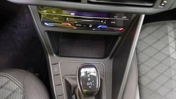 Image véhicule  Volkswagen POLO (11)