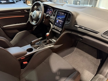 Image véhicule  Renault MEGANE IV (7)