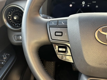 Image véhicule  Toyota C-HR (2) (8)