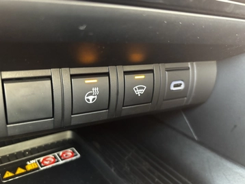 Image véhicule  Toyota C-HR (2) (26)