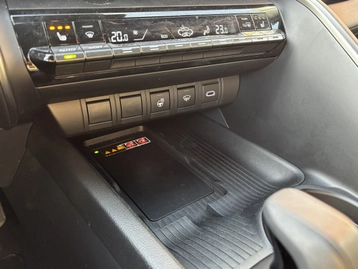 Image véhicule  Toyota C-HR (2) (25)