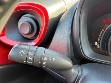 Image véhicule  Toyota AYGO (24)