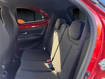 Image véhicule  Toyota AYGO (12)